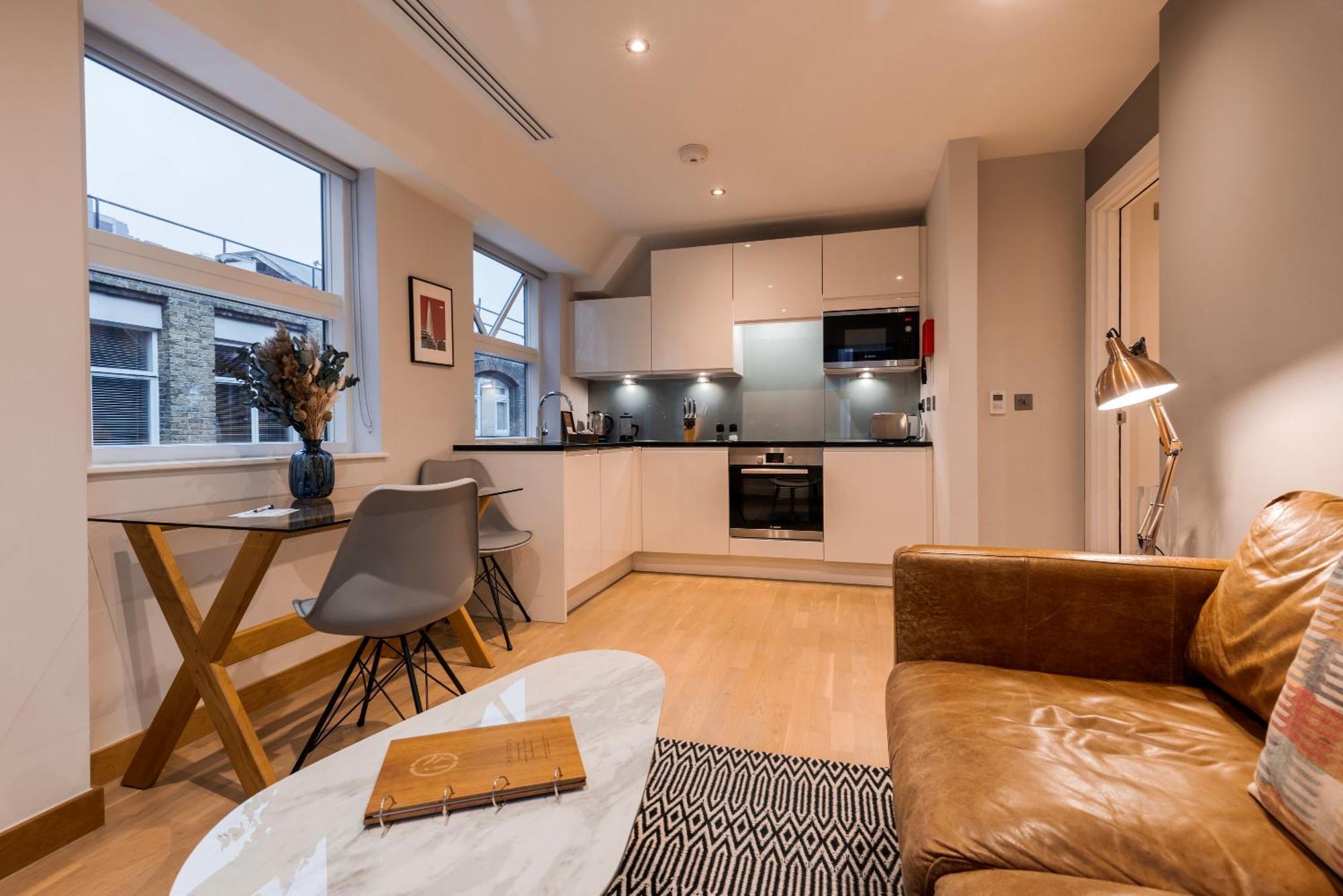 Barbican Serviced Apartments By Lovelystay Лондон Екстер'єр фото