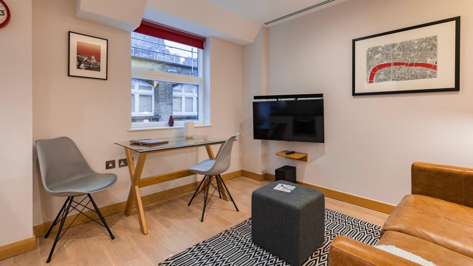 Barbican Serviced Apartments By Lovelystay Лондон Екстер'єр фото