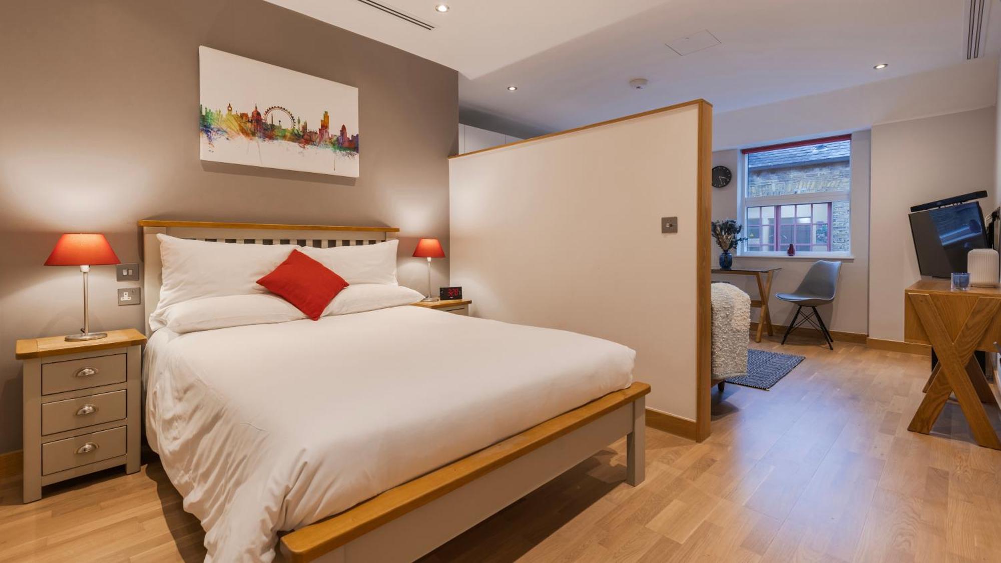 Barbican Serviced Apartments By Lovelystay Лондон Екстер'єр фото