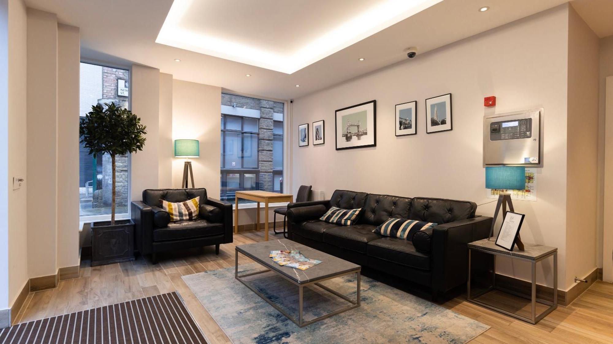 Barbican Serviced Apartments By Lovelystay Лондон Екстер'єр фото